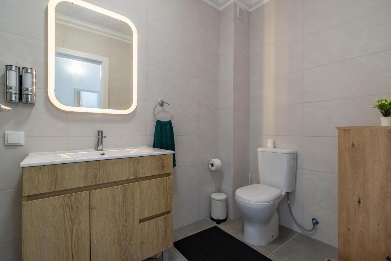 3 Minutes To The Beach, 2 Bedroom Amazing Apt With Balcony, Bbq Grill And Pool Sagres Esterno foto