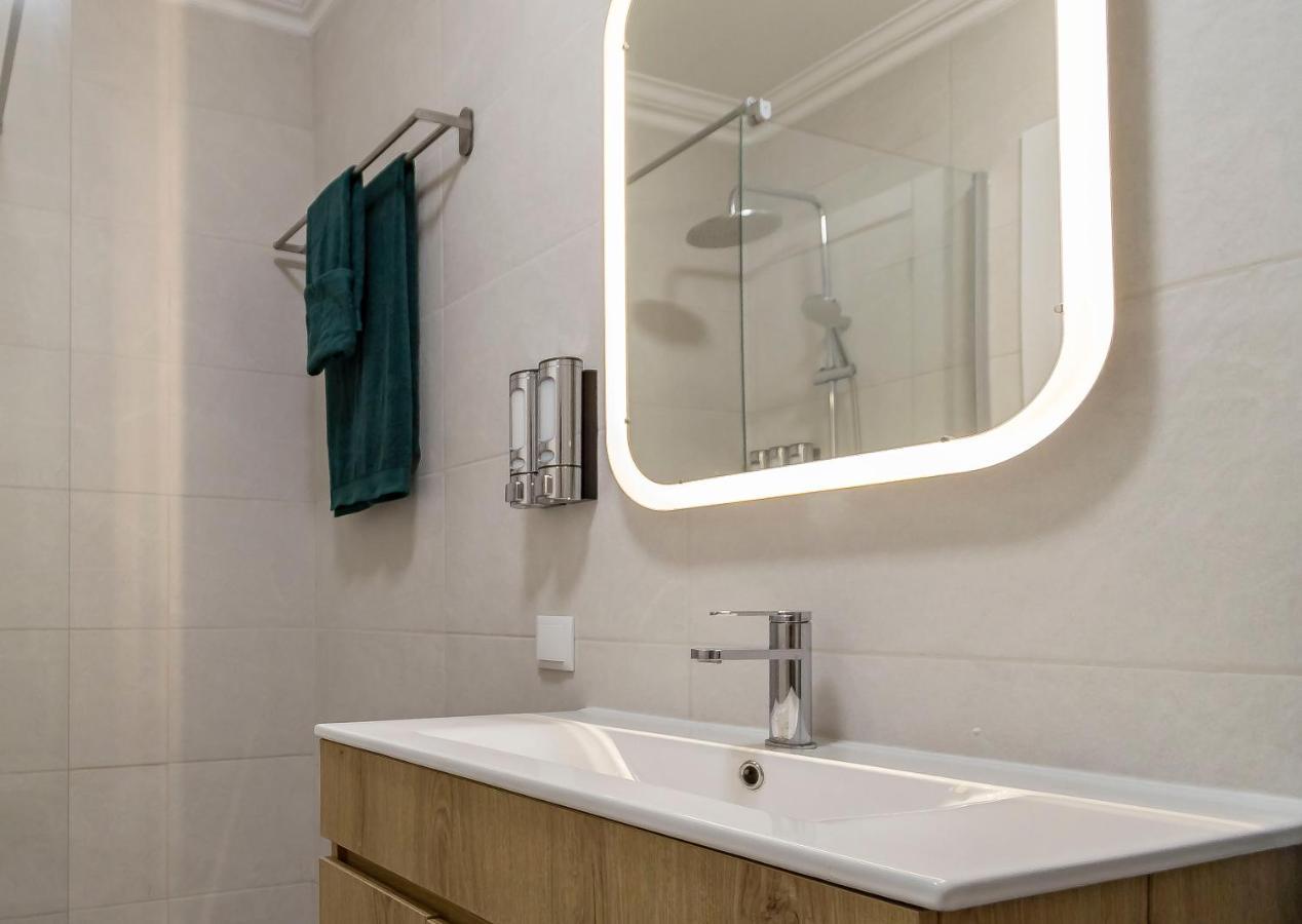3 Minutes To The Beach, 2 Bedroom Amazing Apt With Balcony, Bbq Grill And Pool Sagres Esterno foto