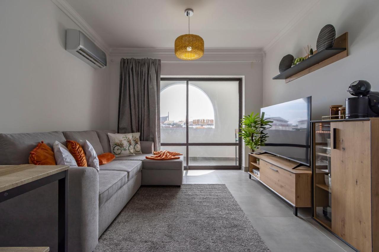 3 Minutes To The Beach, 2 Bedroom Amazing Apt With Balcony, Bbq Grill And Pool Sagres Esterno foto